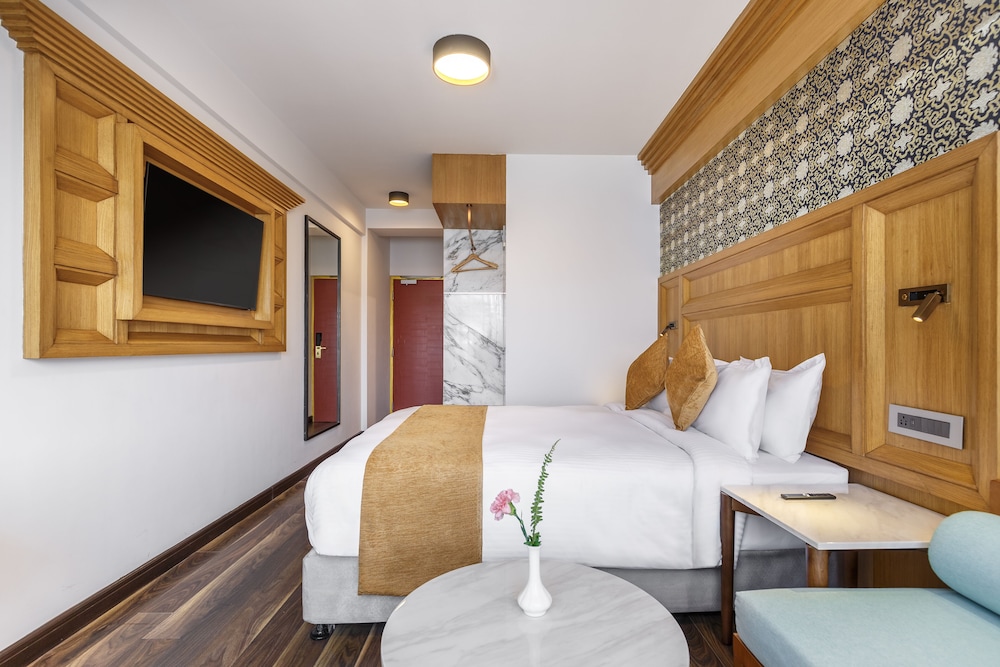 Deluxe Room, 1 Double Bed - Photo 1