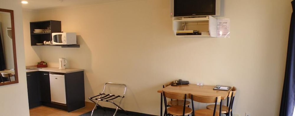 Executive Suite with Spa Bath photo 2
