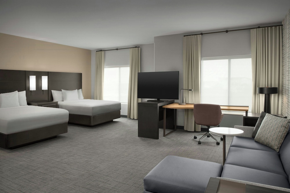 Studio, Multiple Beds