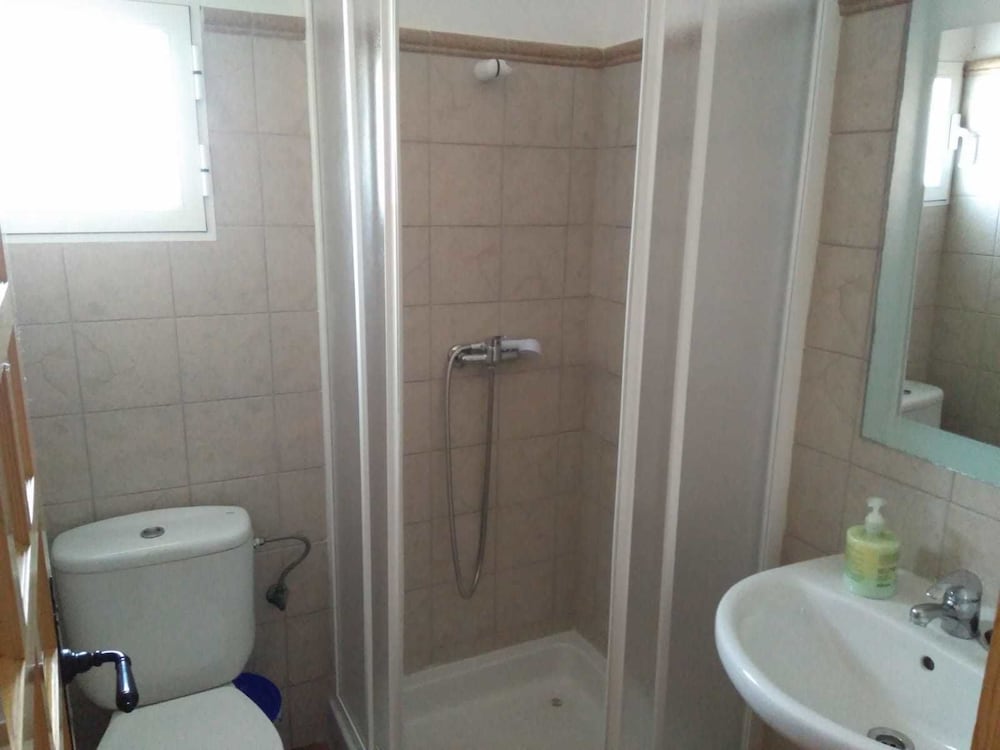 Single Room photo 3