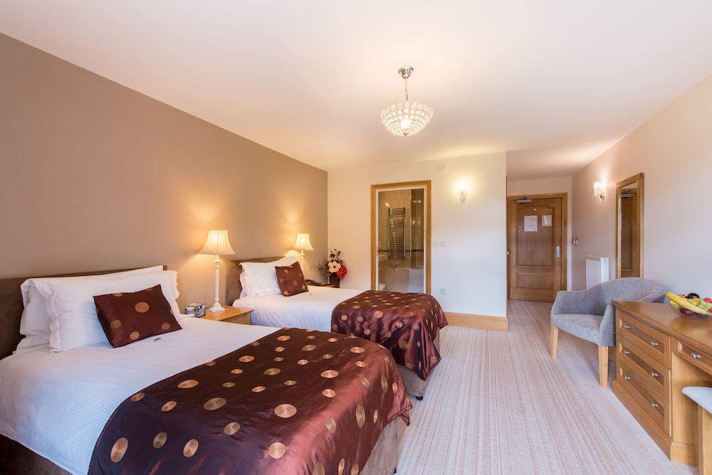 Deluxe Double or Twin Room - Photo 5