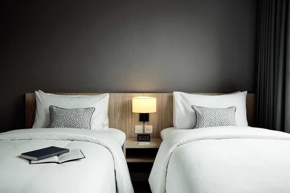Suite, 2 Bedrooms photo 2