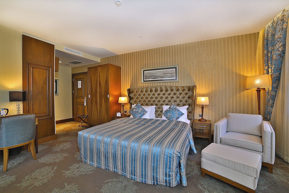 Comfort Triple Room photo 2