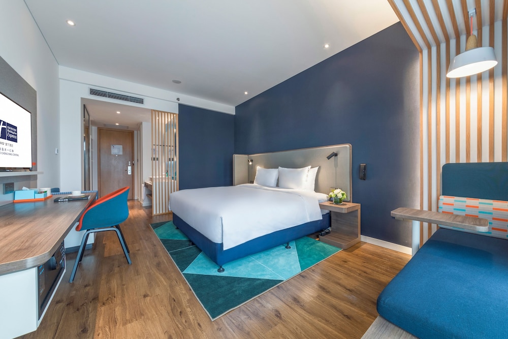 Standard Room, 1 King Bed (Super King, Minifridge) - Photo 6