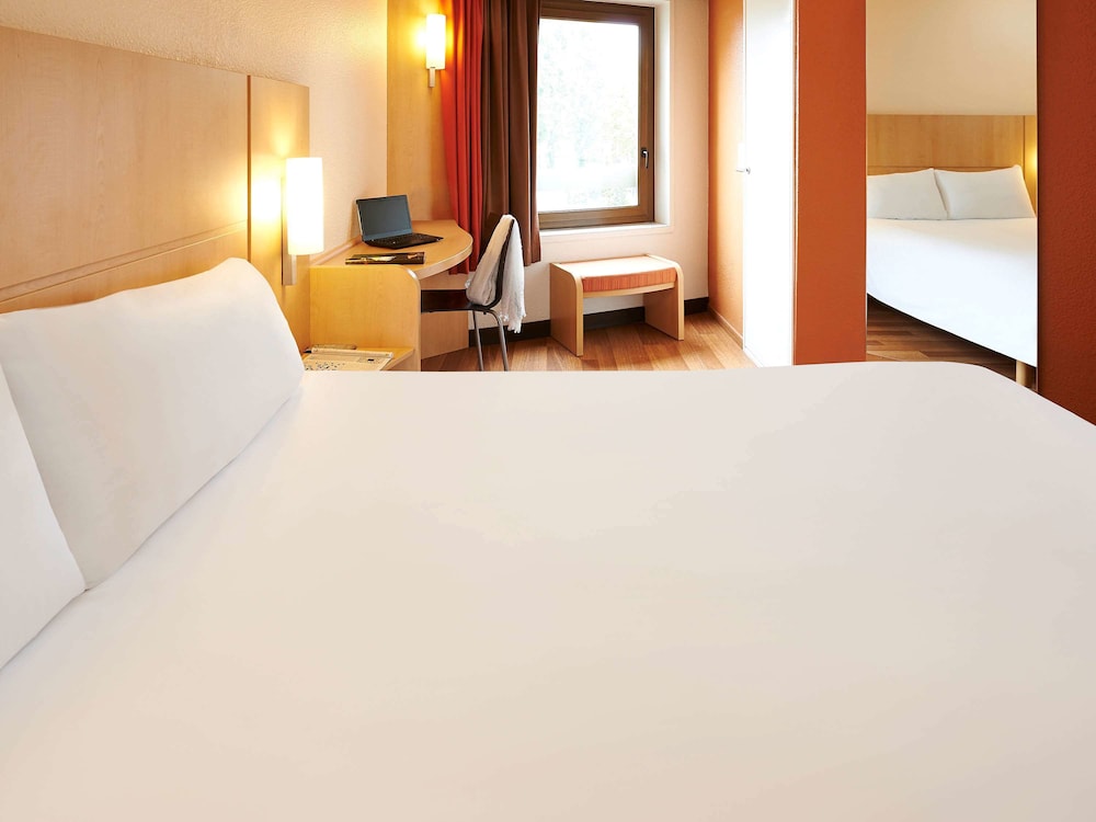 Standard Room, 1 Double Bed - Photo 7
