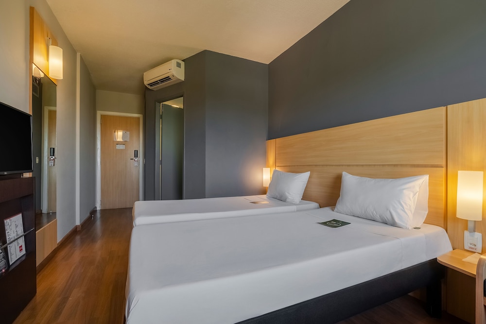 Standard Apartment, 2 Twin Beds photo 1