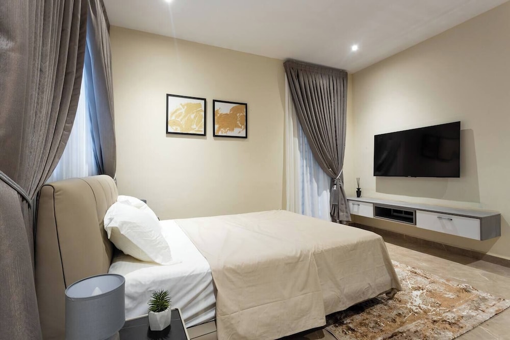 Luxury Villa, 4 Bedrooms photo 1