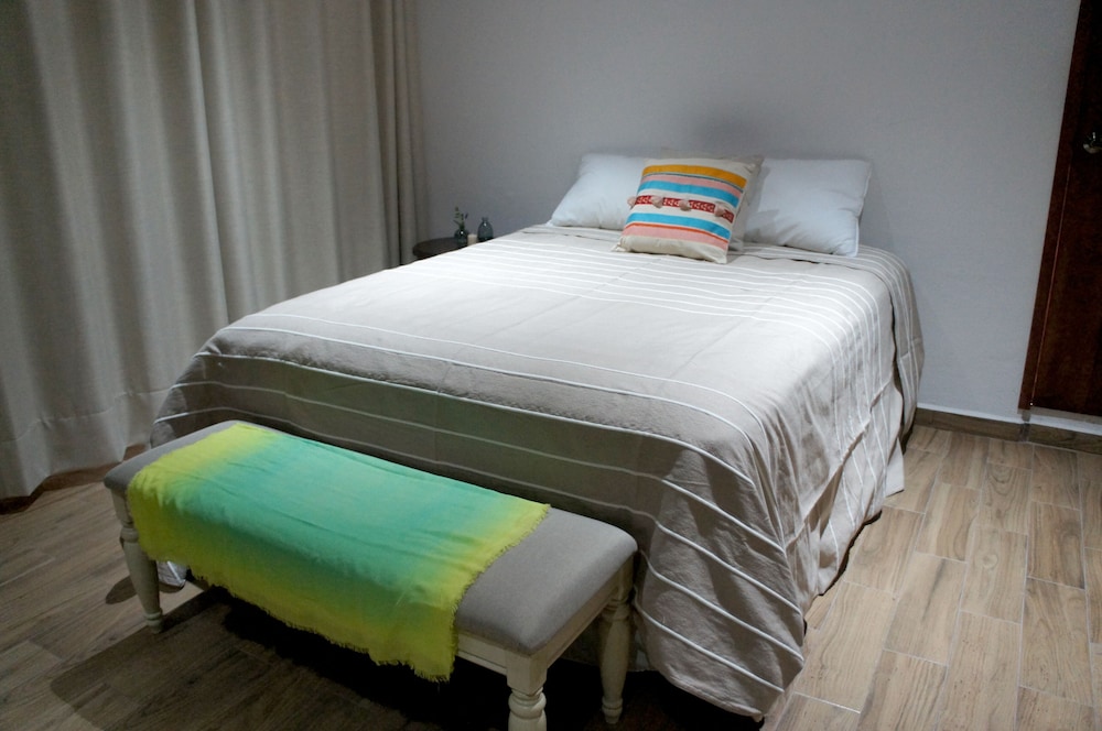 Basic Room (Alcatraz) photo 1