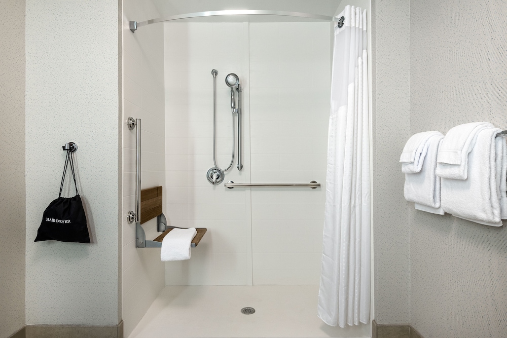 Suite, 2 Queen Beds, Accessible (Living Area, Communications) photo 2