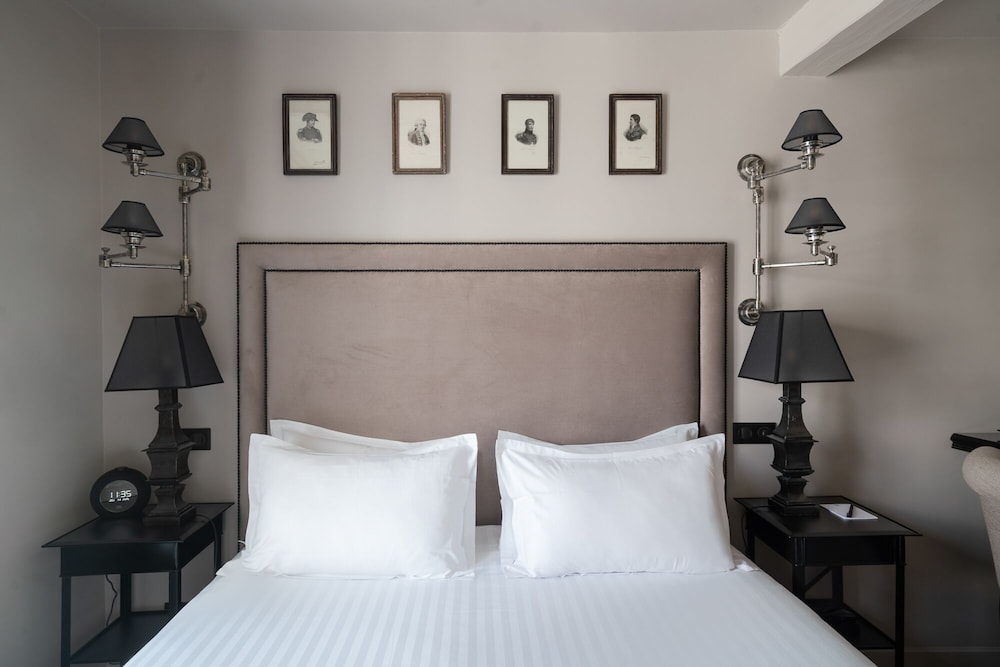Superior Double or Twin Room with balcony photo 1