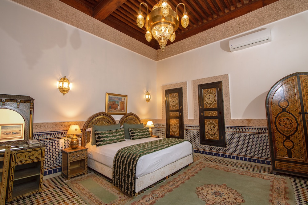 Prestige Suite - Photo 9