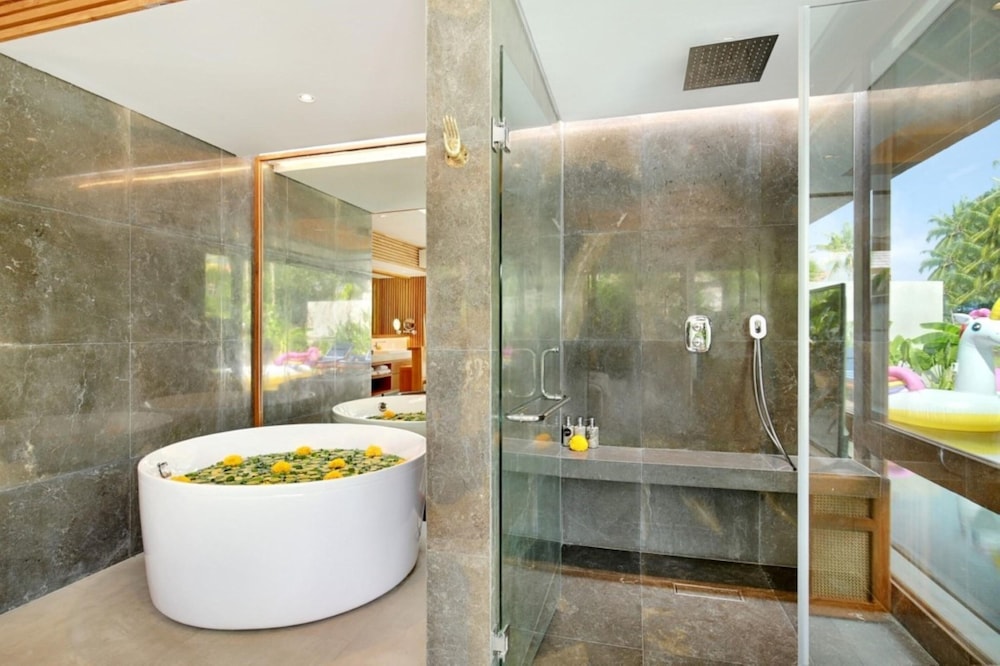 Grand 1 Bedroom Private Pool Villa with Ricefield View