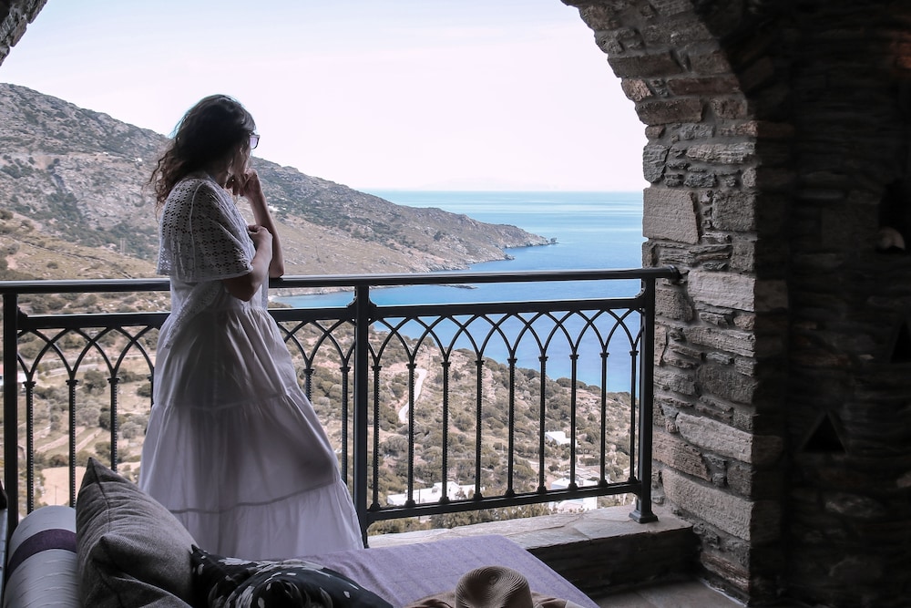 Honeymoon Studio Suite, Sea View photo 1