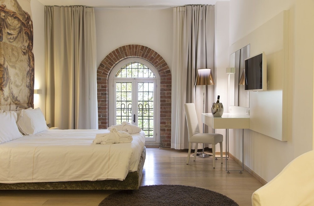 Junior Quadruple Room