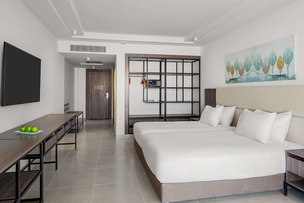 Deluxe Double Room, Sea View photo 2