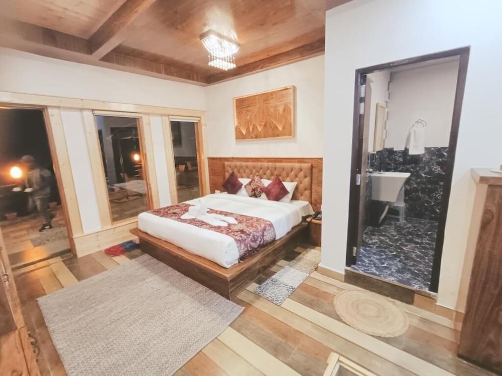 Executive Room photo 3