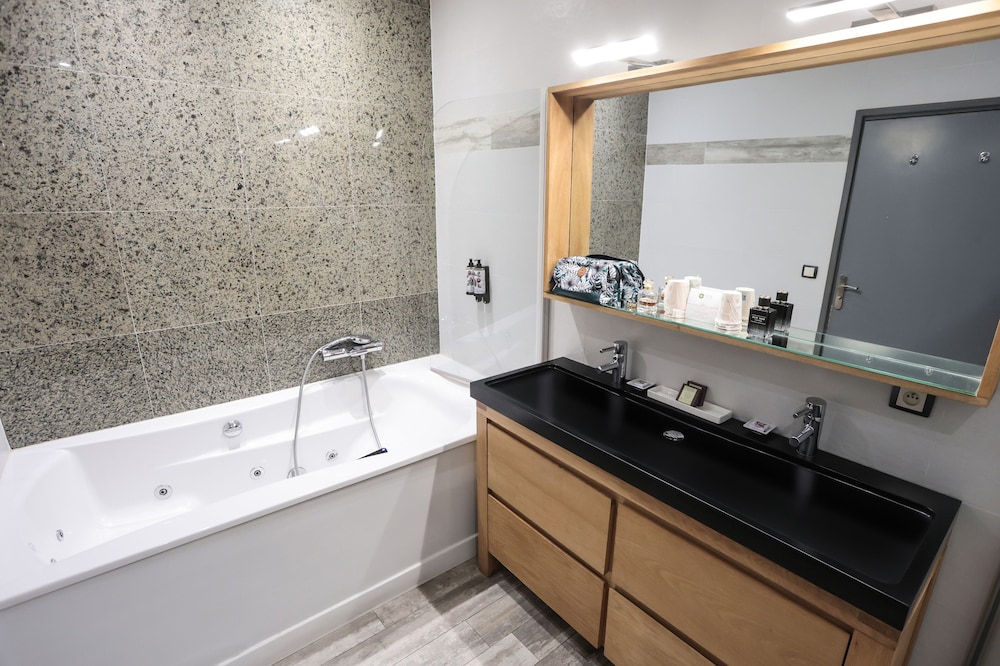 Junior Suite - Photo 8