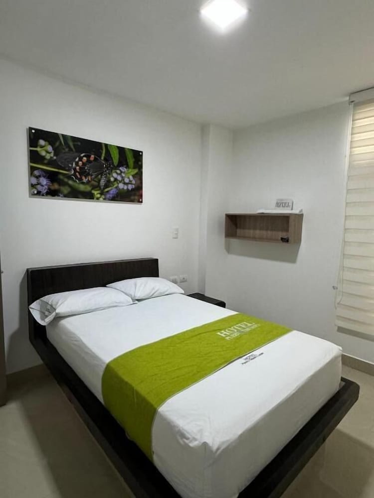 Basic Double Room photo 3