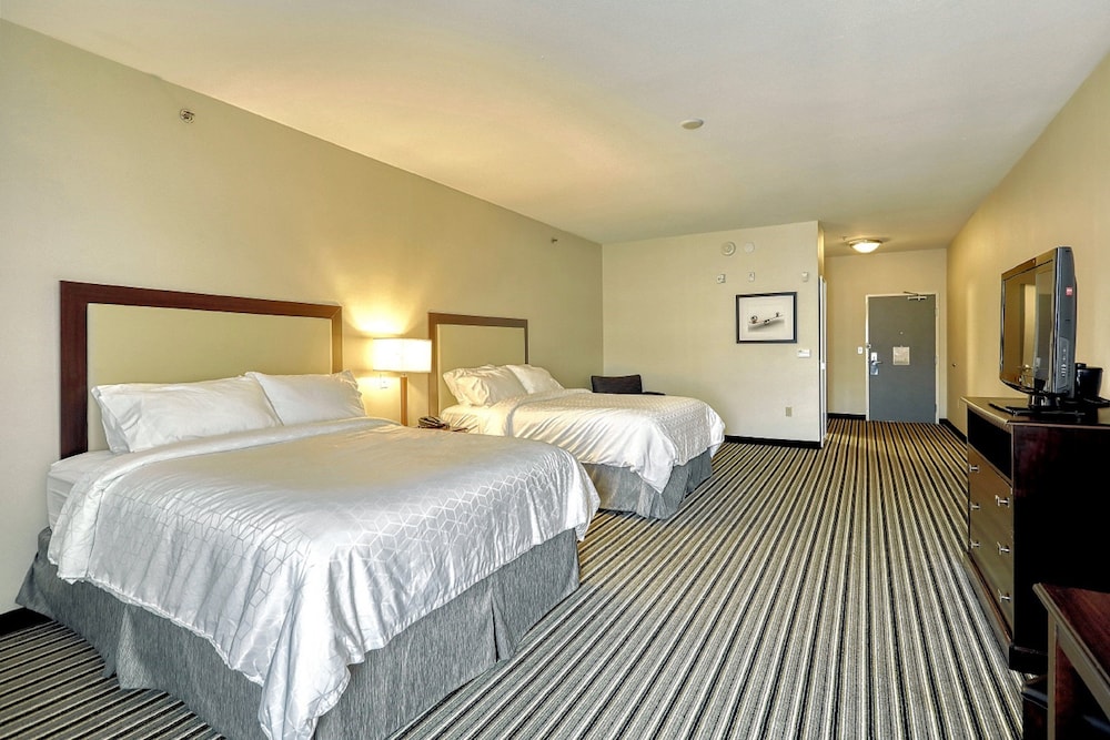 Suite, 2 Queen Beds, Accessible (Accessible Tub) - Photo 6