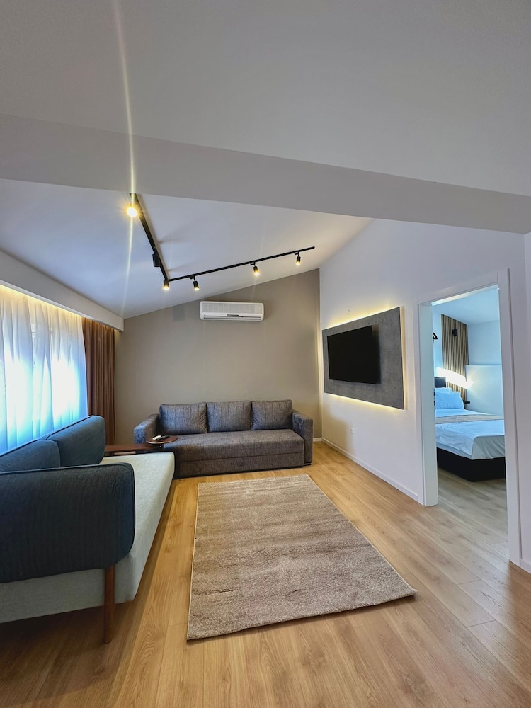 Exclusive Suite