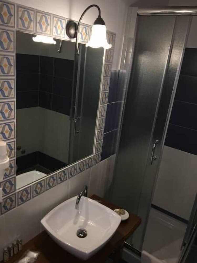 Double or Twin Room photo 2