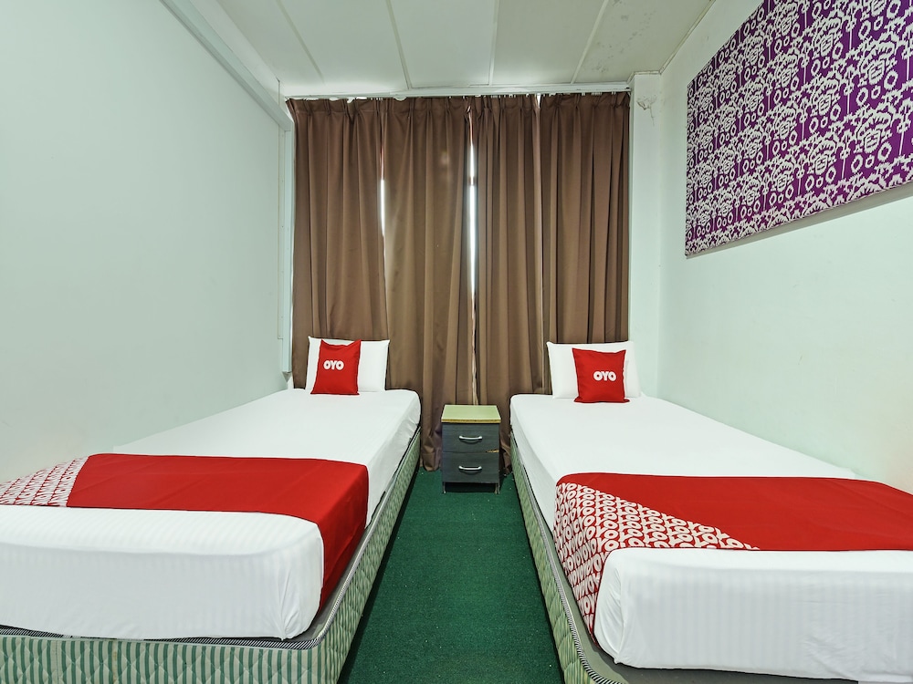 Deluxe Twin Room photo 3