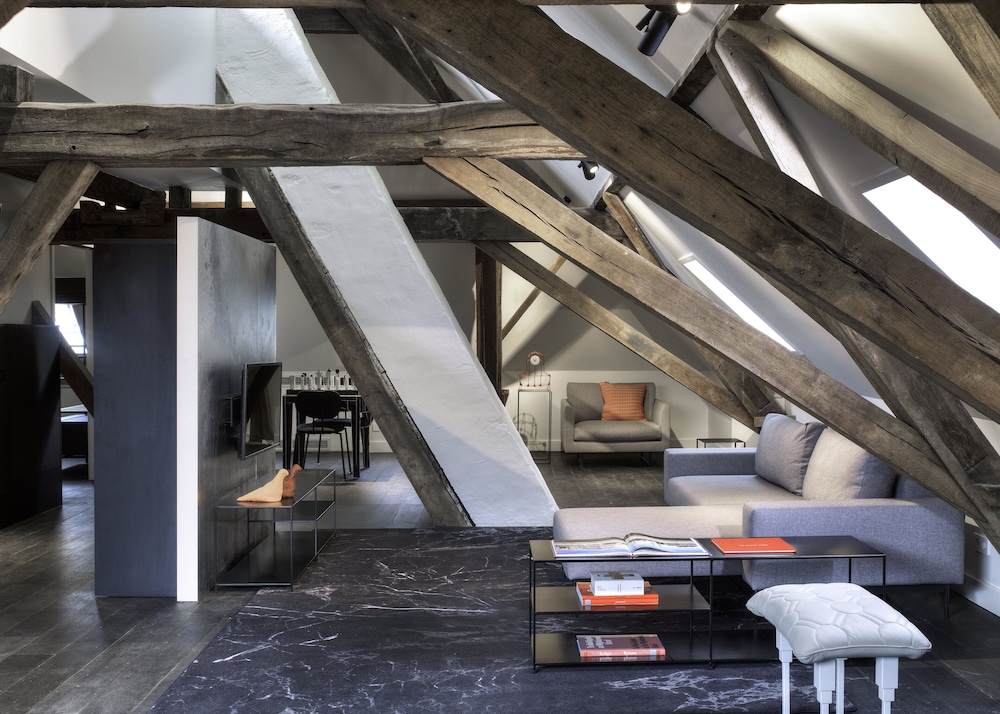 Penthouse Loft