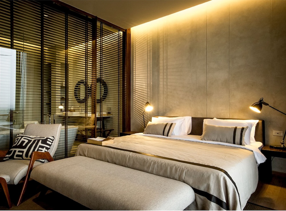 2 Bedroom Suite with Private Pool photo 2