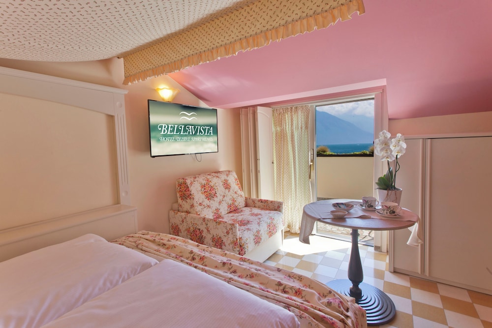 Camera Premium - Fronte Lago - Terrazzo