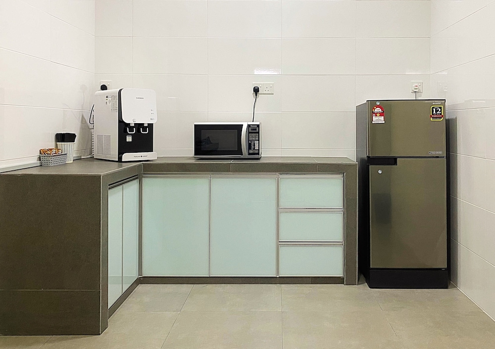 Amadel Residence 16 photo 2