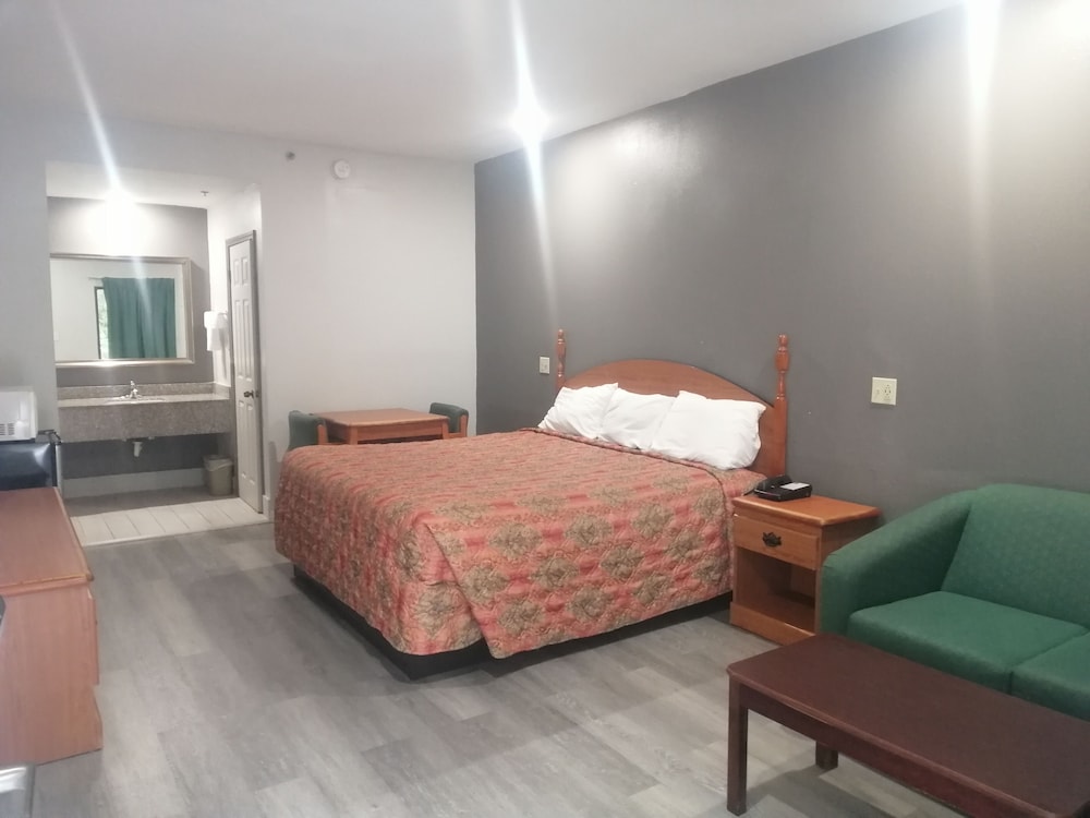 Standard Room, 1 King Bed, Smoking