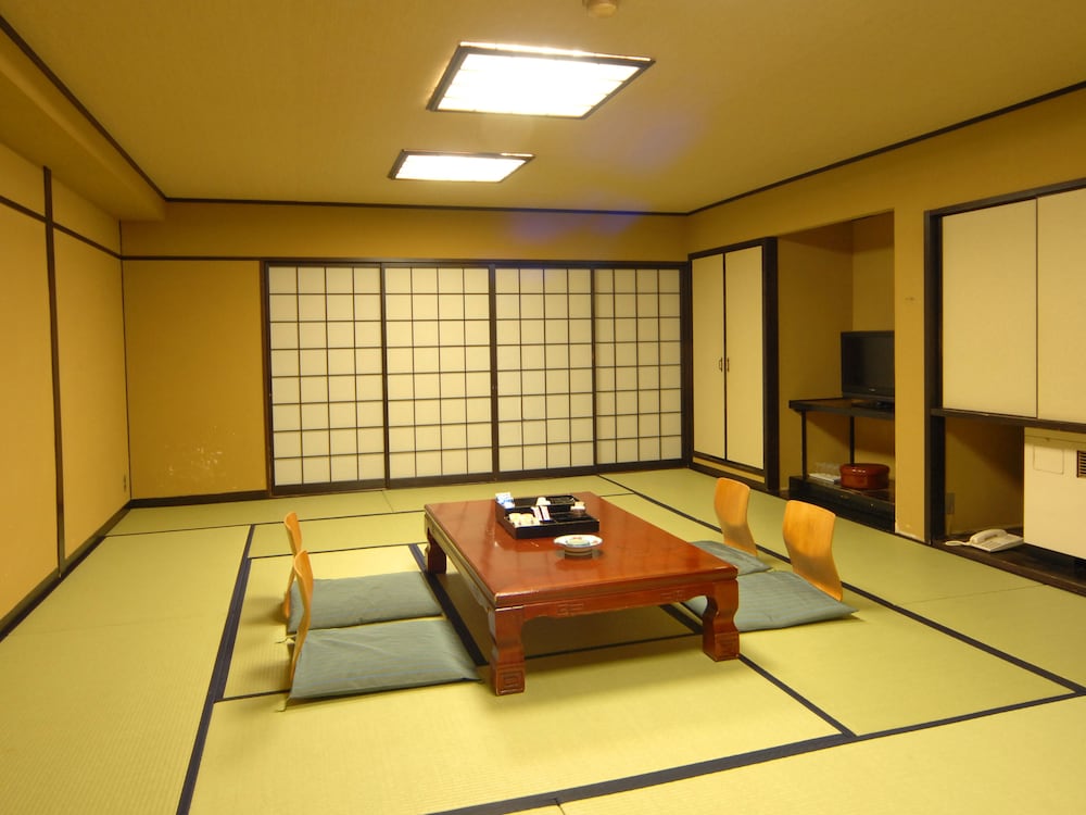 Traditional Japanese Style Room, Lower Floor (no Beds/Meals for children 0-1yr old) photo 3