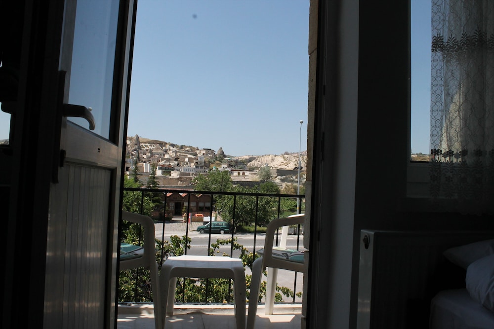 Standard Double Room, City View photo 3