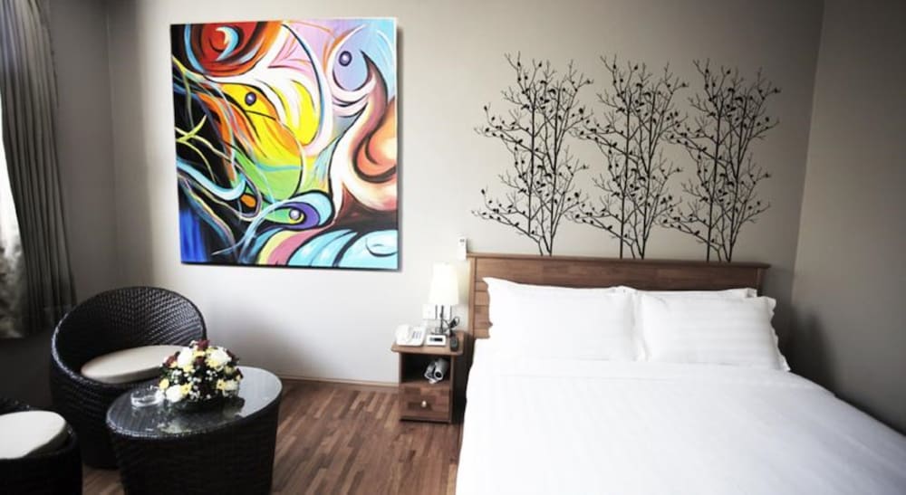Art Deluxe Double Room (No Window) photo 1