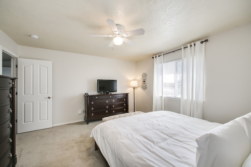 House, Multiple Beds, Patio, Garden View (Baldwin - #409) photo 3