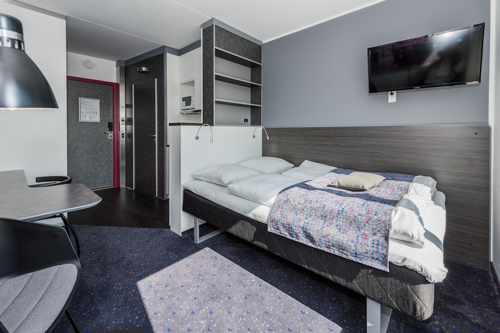 Studio, 1 Double Bed, Kitchenette photo 3