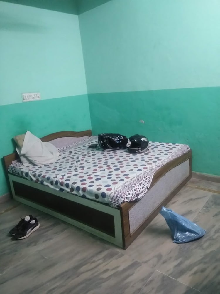 Deluxe Triple Room photo 3