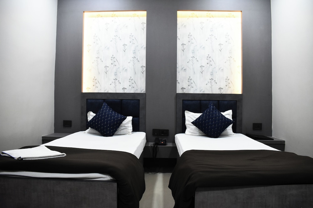 Standard Room - Photo 1