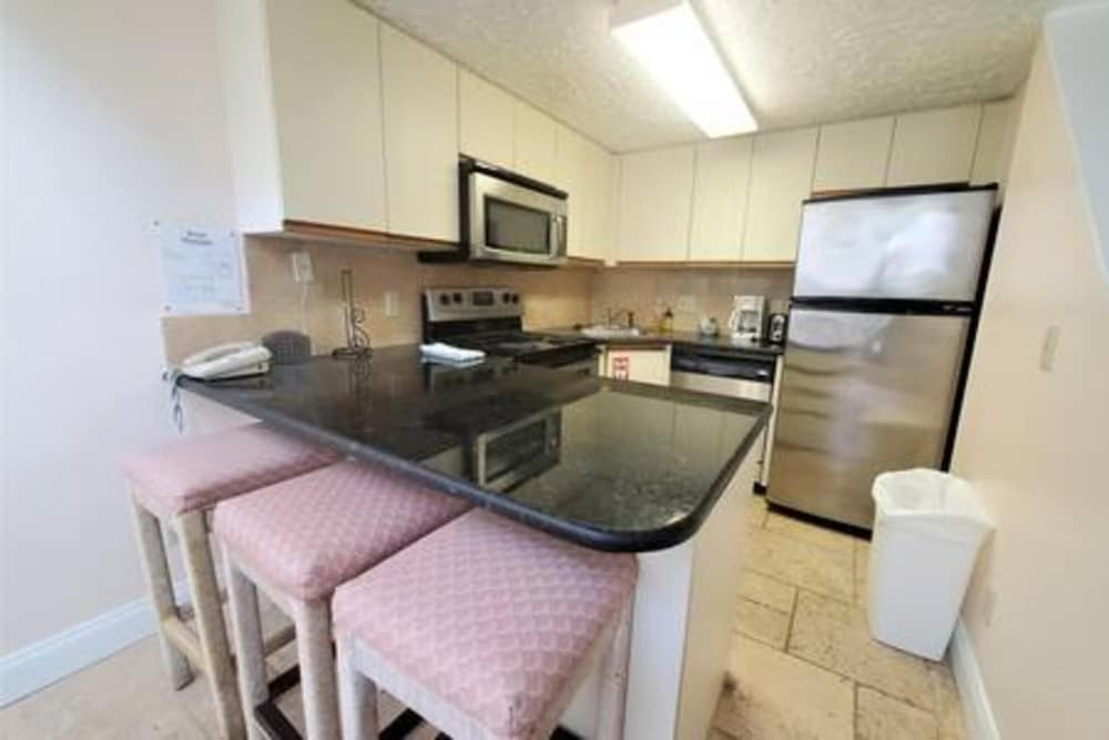 Apartment photo 2