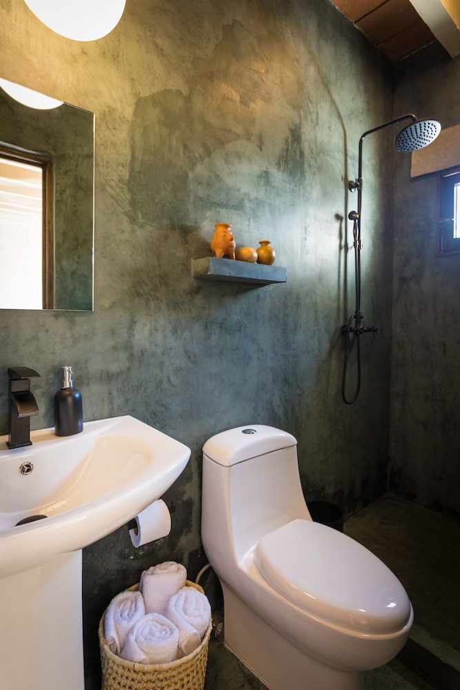Premium Room - Photo 11