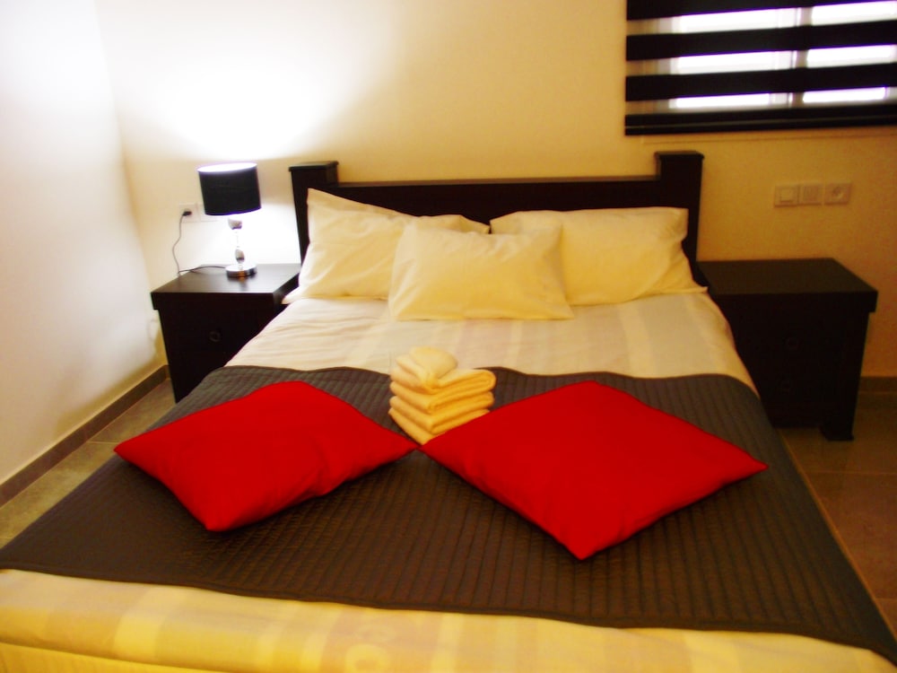 Comfort Apartment, 1 Bedroom, Kitchenette, City View