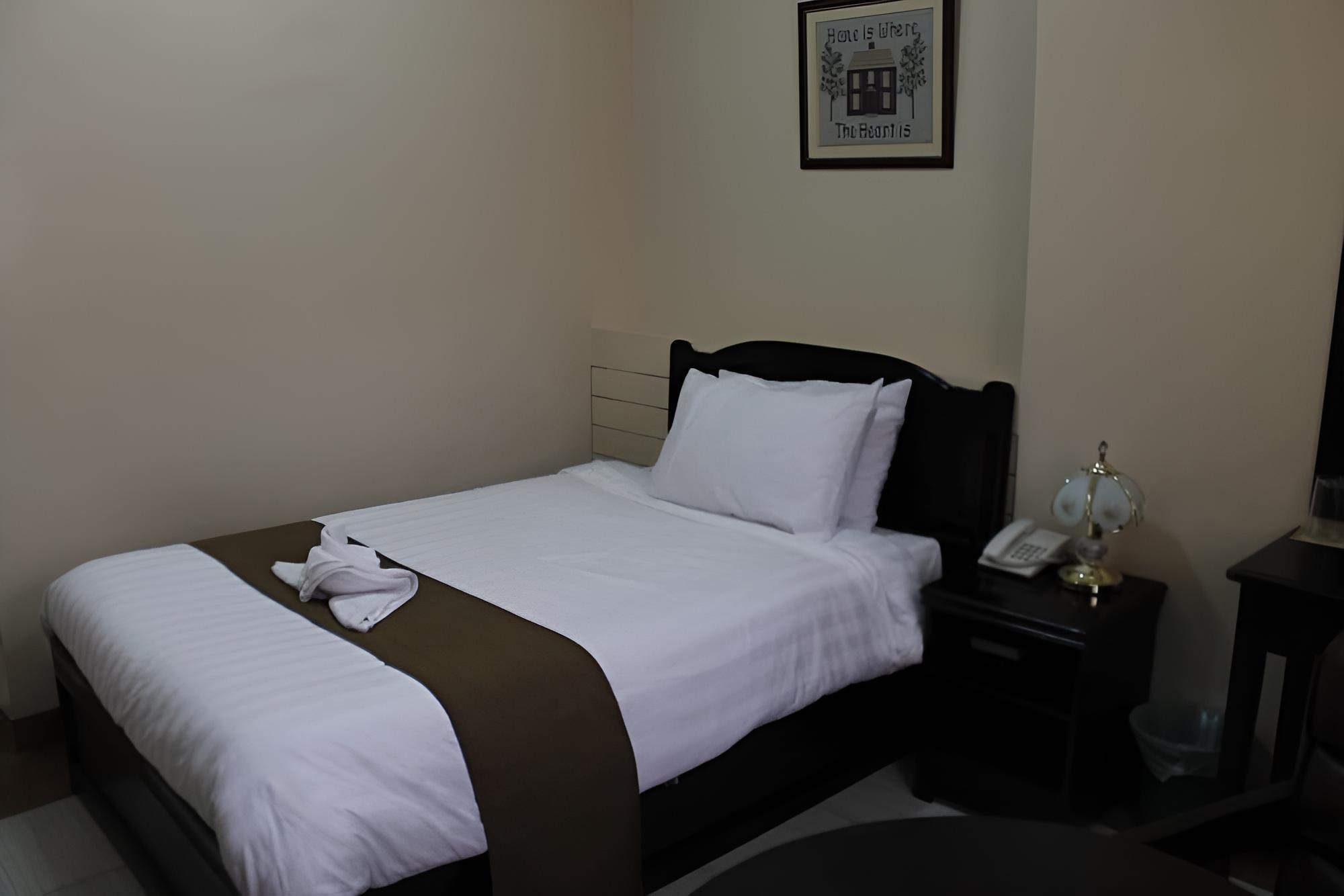 Family Room, Multiple Beds photo 1