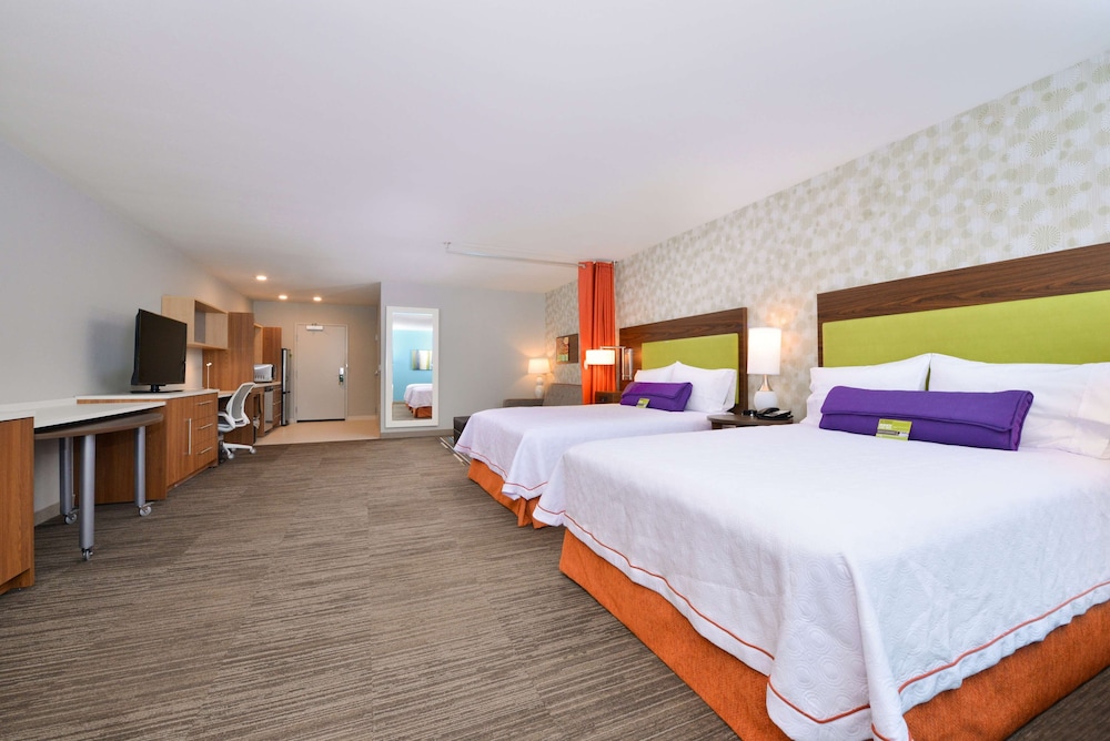 Studio, 2 Queen Beds, Accessible, Non Smoking photo 2