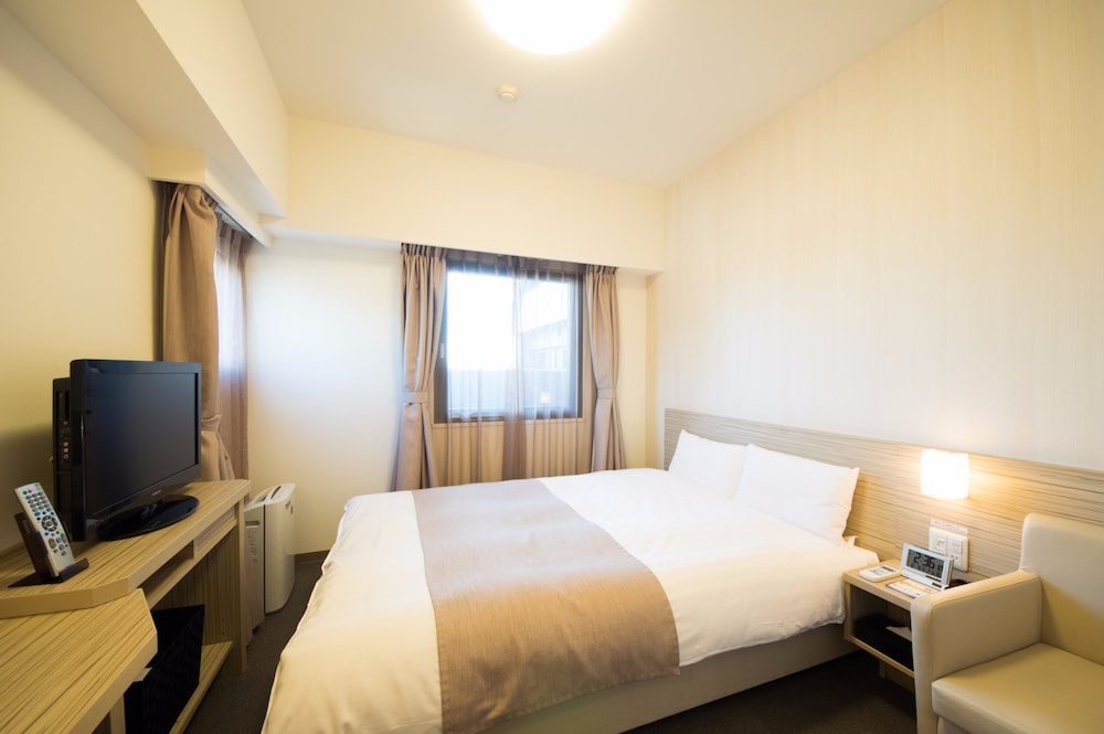 Double Room, 1 Double Bed, Non Smoking [Must Be Vaccinated With Proof, Late Check Out 1pm] - Photo 3