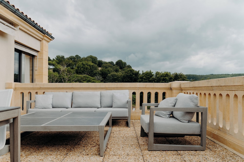 Duplex Family Suite, terrace - Photo 6