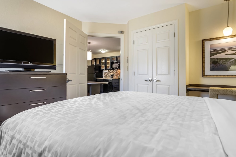 Suite, 1 Bedroom, Accessible Bathtub (Communications, Mobility) - Photo 1