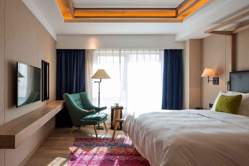 Executive Suite photo 1