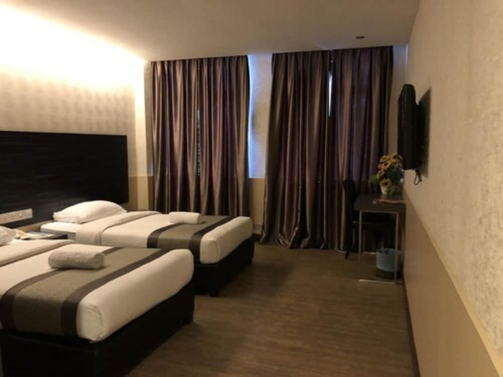 Executive Double Room Single Use photo 2