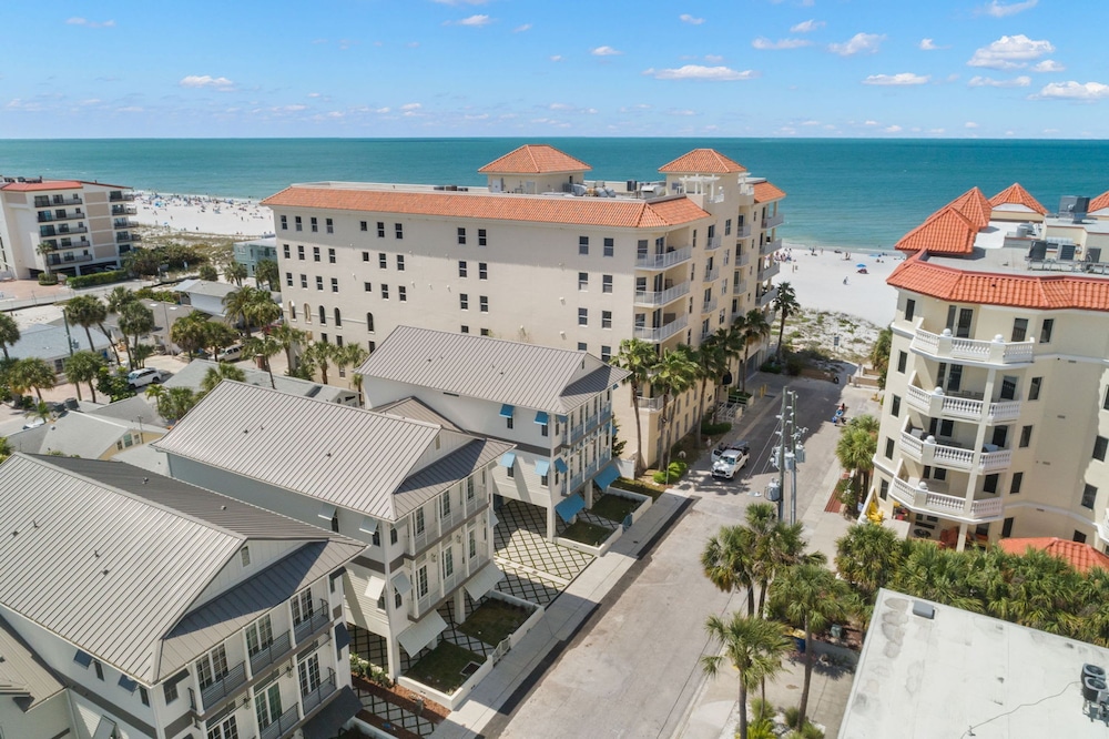 The Akoya Pearl - 2 Beach Homes Steps From CWB, Billede 14