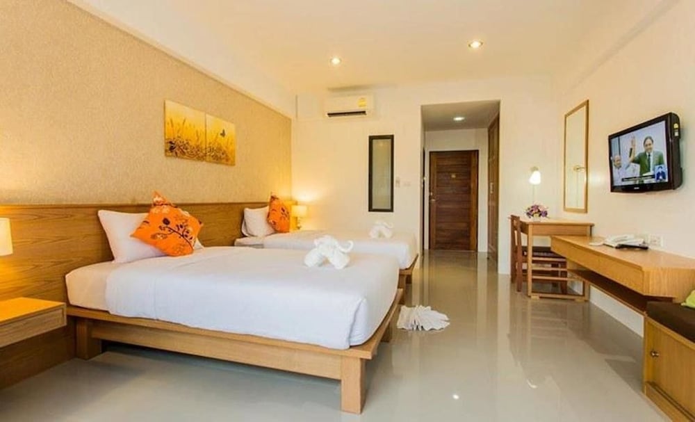 Standard Twin Room photo 2
